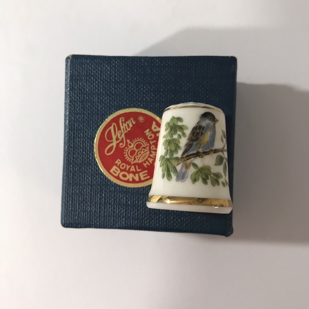 Lefton Royal Hampton Bone China Thimble Collectible-Beautiful!