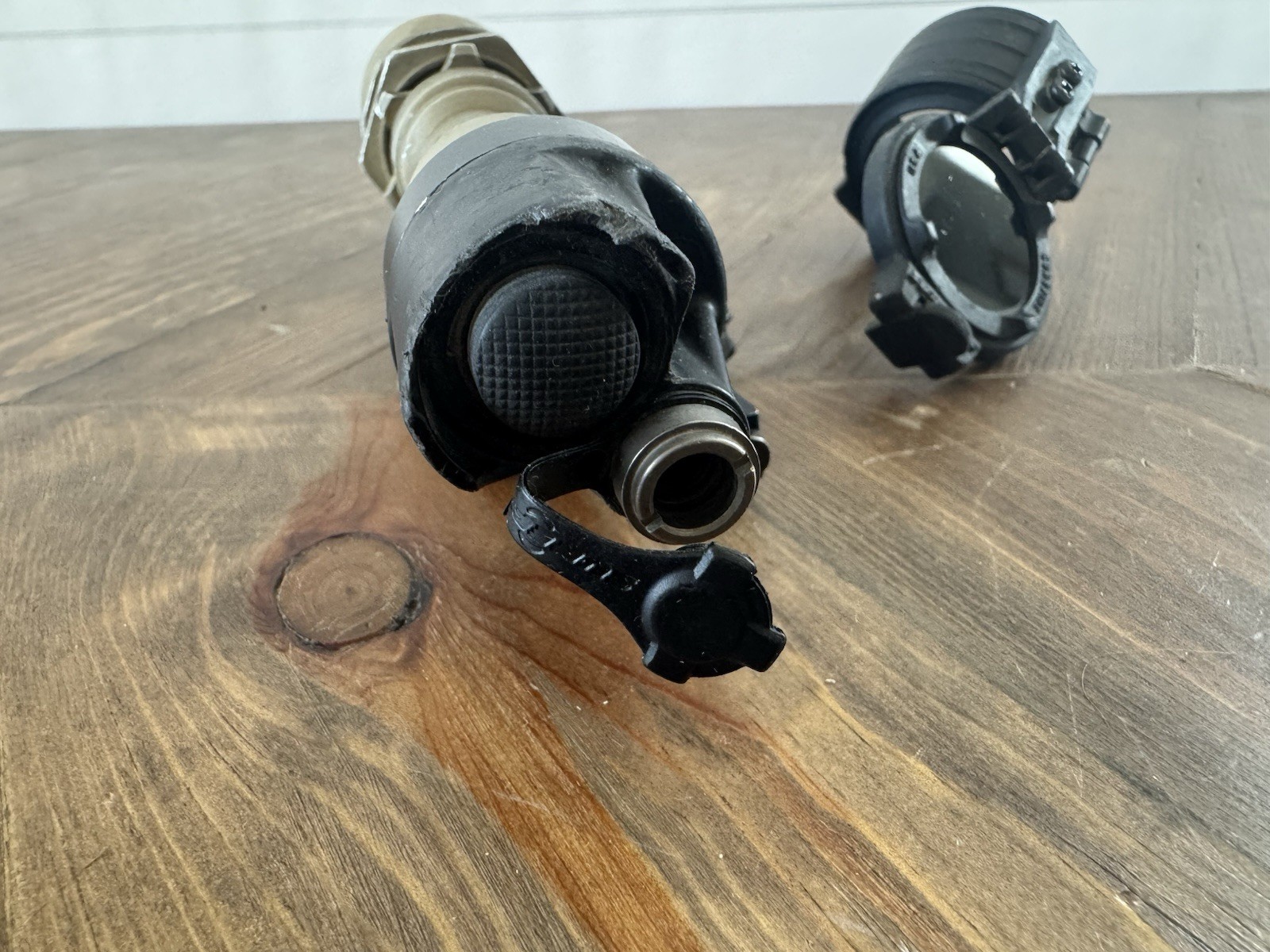 Surefire M952 Tactical Rail Mount Tan Flashlight -Infrared Fillter and M93 Mount