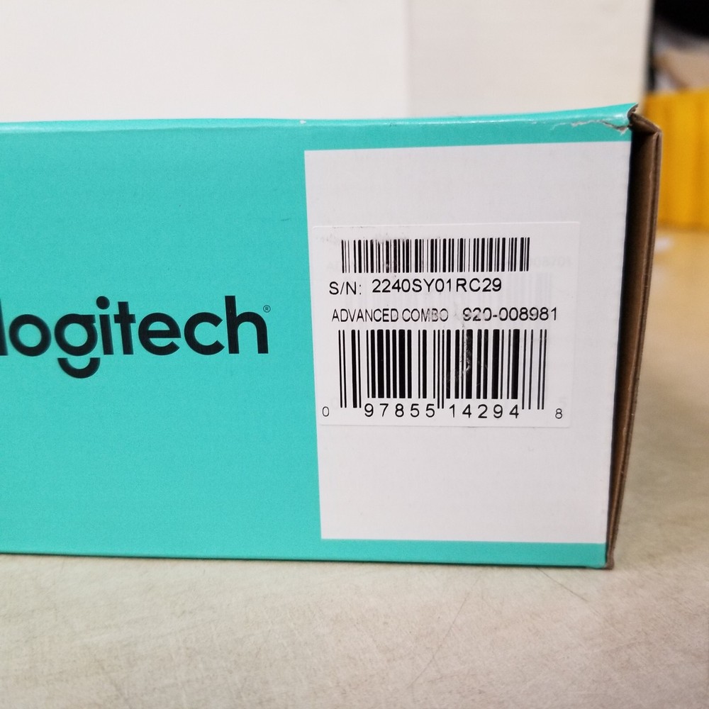 Logitech Advanced Mouse and Keyboard Combo Wireless 920-008981