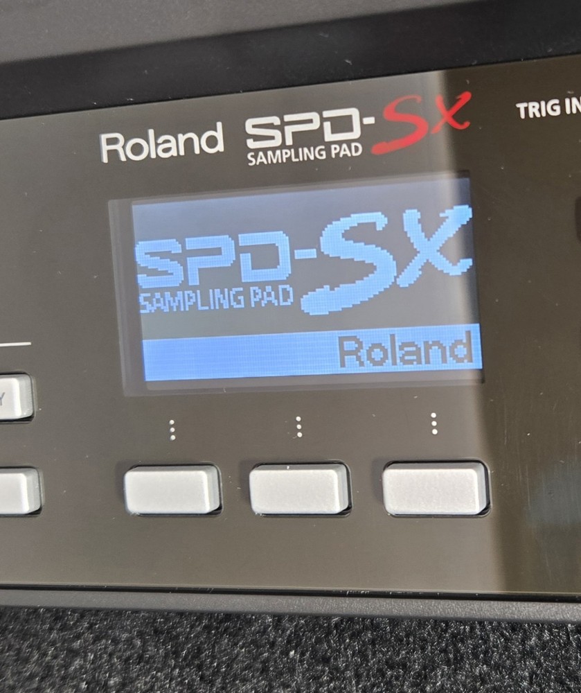 Roland Percussion Sampling Pad with 4GB Internal Memory, Black (SPD-SX)