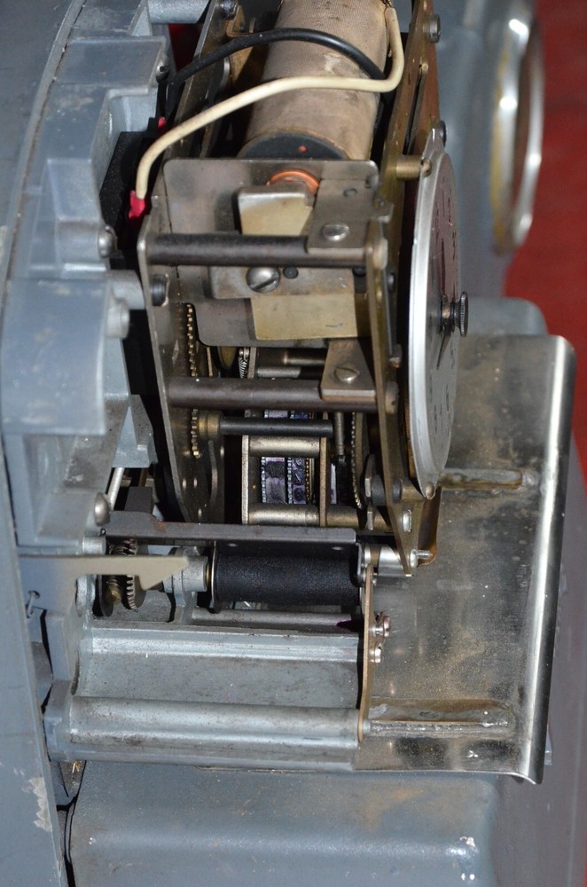 Vtg Mite Stromberg A36 Electric Time Card Punch Clock Switch Master Key WORKING