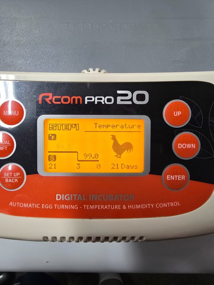 R-Com 20 PRO Digital Incubator