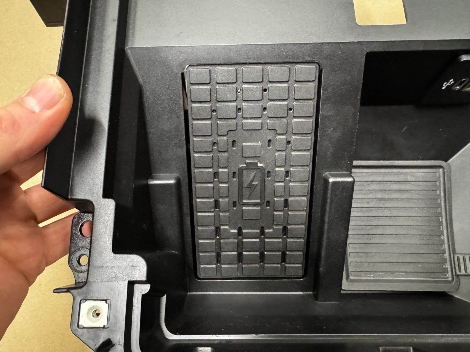 2023-2026 Ford F-250 F-350 Console Charging Pad Station Charger OEM