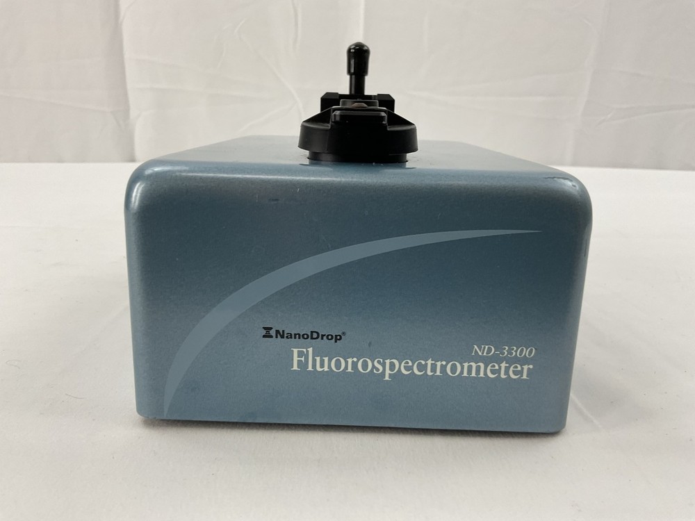 Thermo Scientific NanoDrop ND-3300 Fluorospectrometer Compact Fluorometer