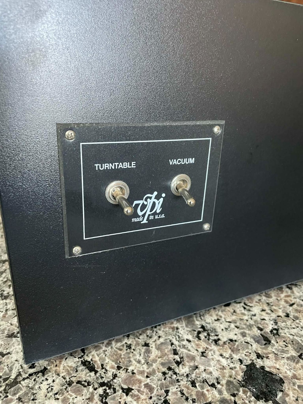 VPI HW-16.5 Record Cleaning Machine (Excellent Condition)