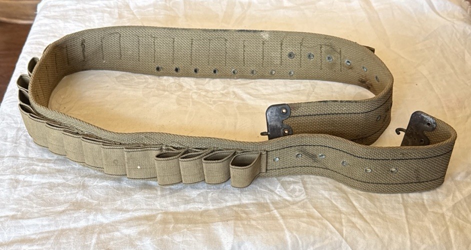 Vntg Military Ammo Belt 12 Gauge Holds 32 Shells Adjustable W/Hooks on Both Ends