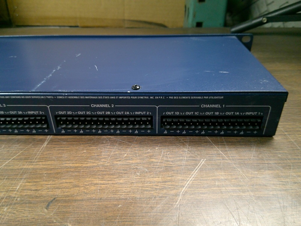 Symetrix 581E Distribution Amplifier