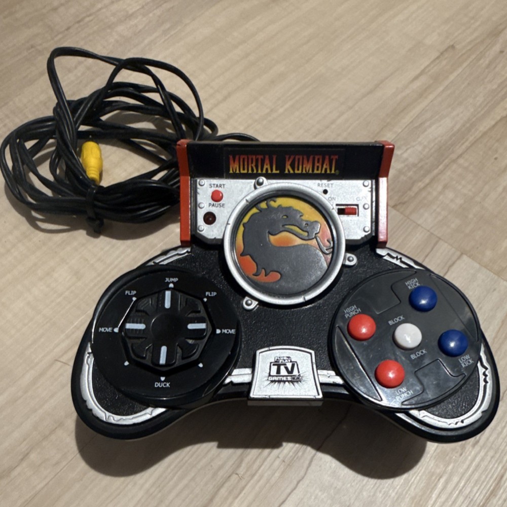 JAKKS Pacific Mortal Kombat Plug & Play Microconsole Composite RCA