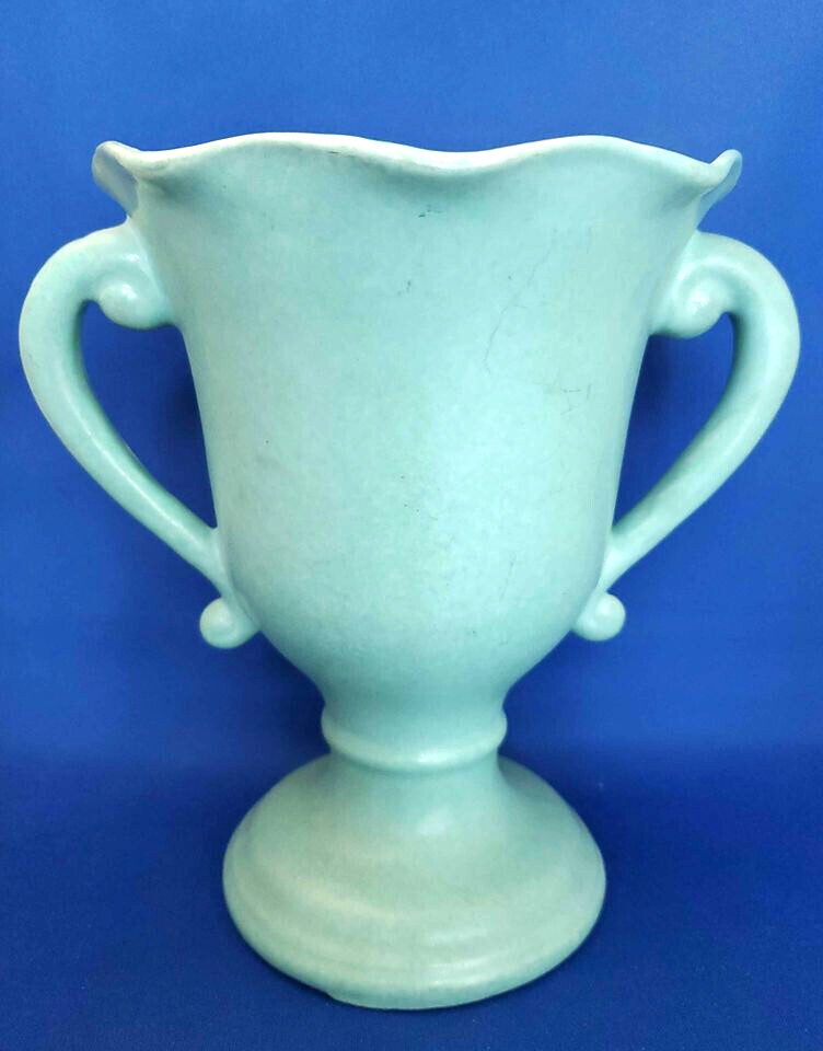 Red Wing RumRill Green TROPHY CUP DOUBLE HANDLED Vase 506