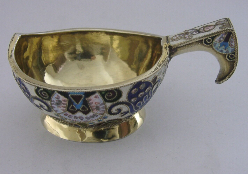 BEAUTIFUL RUSSIAN 84 SOLID SILVER GILT ENAMEL KOVSH CUP