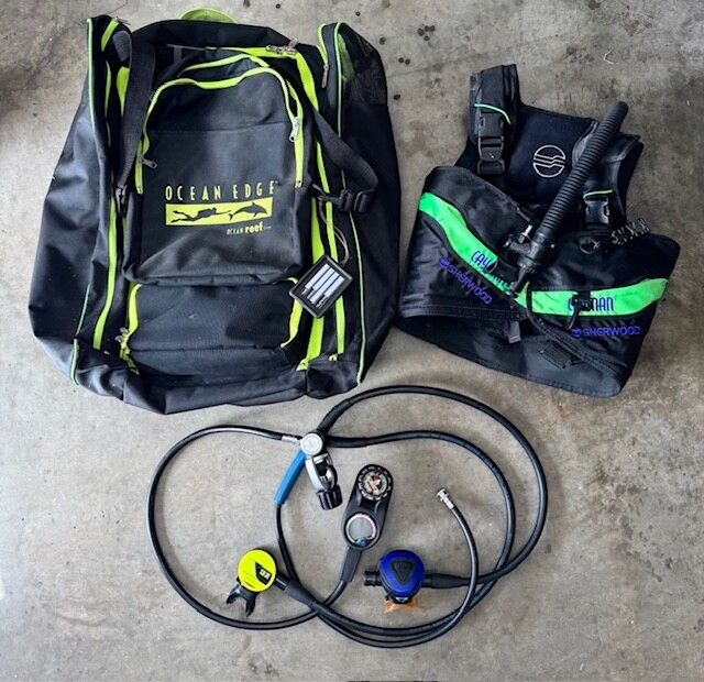 Oceanic Prodigy Scuba Octopus, Dive Computer, Regs, Cayman BC and Dive Backpack