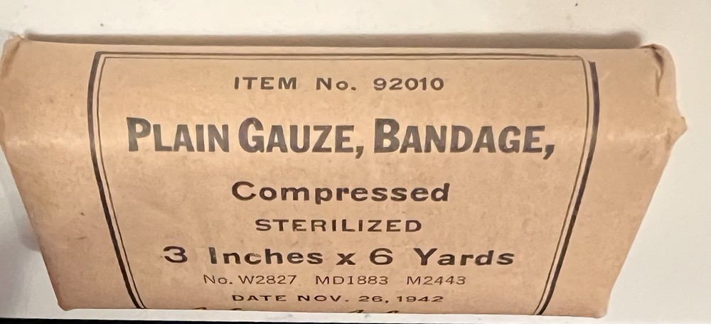 VTG Compressed Gauze Issued During WWII By US Army/Navy 1942 3” x 6 Yards