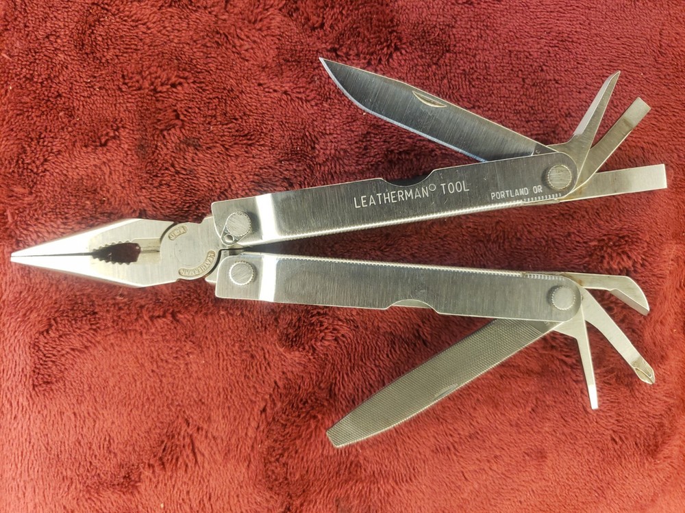 Leatherman PST Multi tool 0399 0499 Date Code