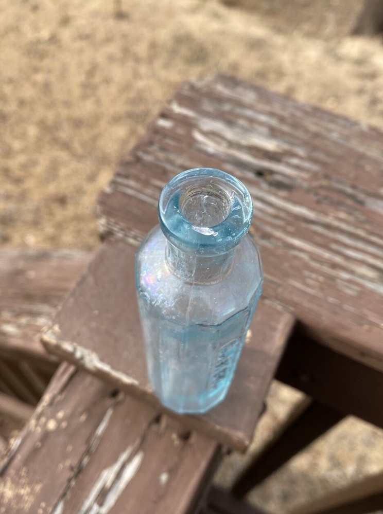 Carbona Products Co 12-sidesd Blown Bottle