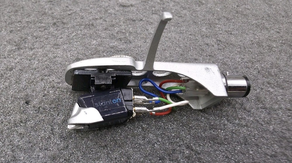 Stanton 500 V3 With Original Stylus and Headshell