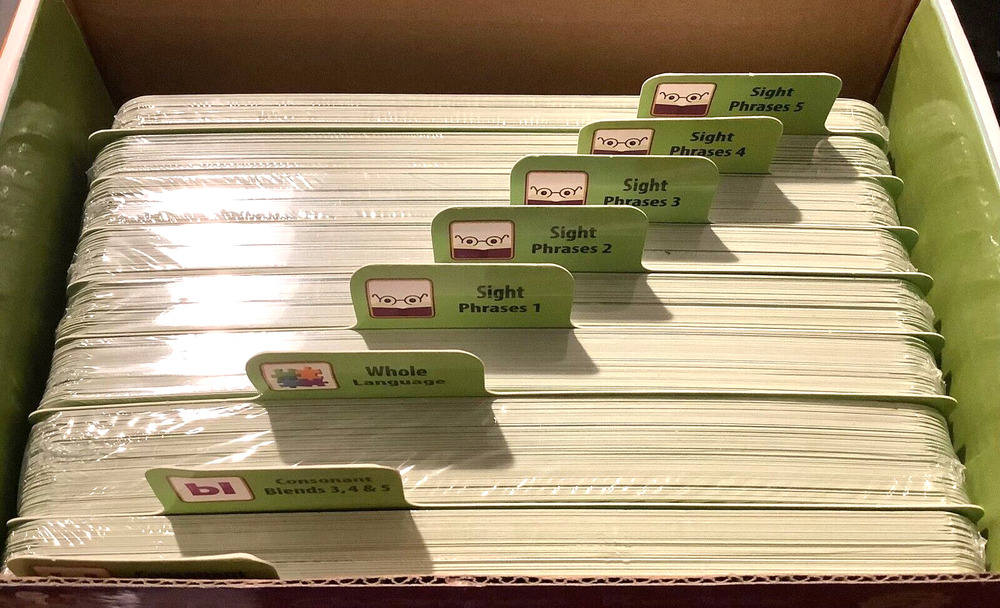 Little Champion Reader - Level 2 / Phrases - 363 Early Learning Flashcards