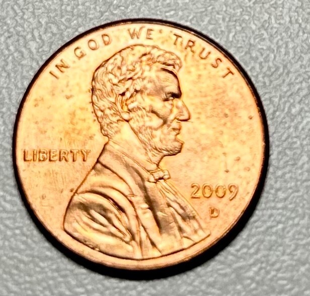 2009 Lincoln on a log Penny