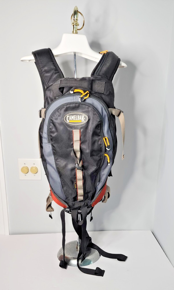 Camelbak Snobound Hydration Backpack 100 Ounce 3 Liter Bladder Grey  Black  Red
