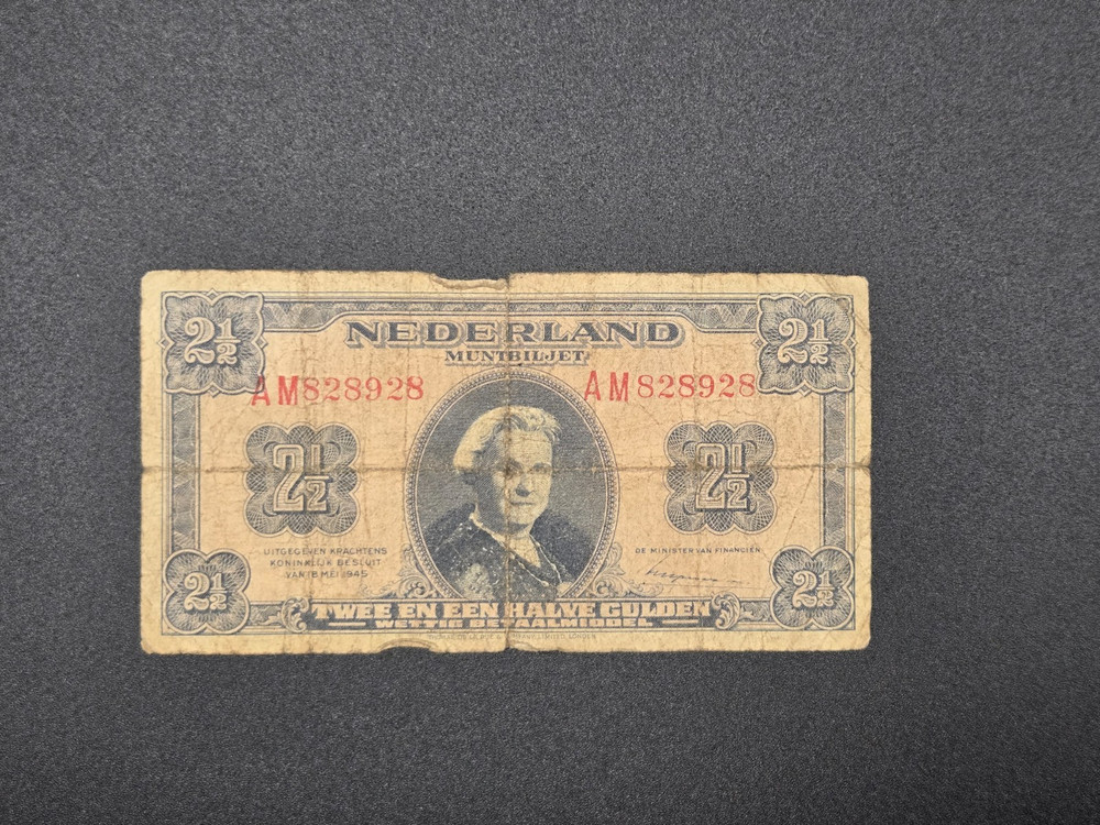 Netherlands 2½ Gulden 1945 P# 71 G/VG