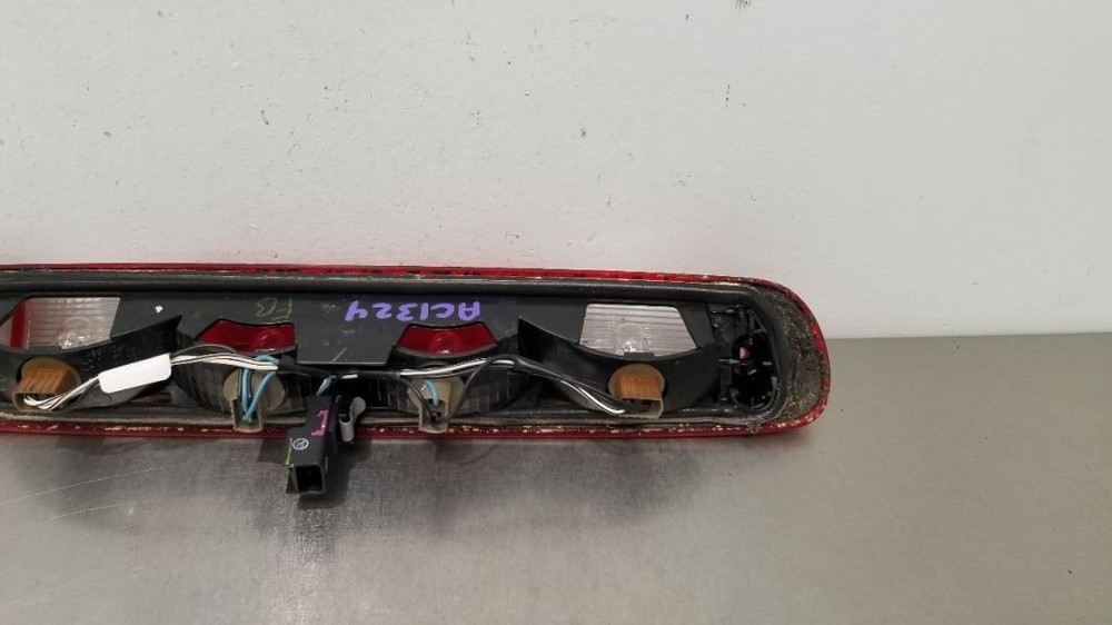 08 CHEVY SILVERADO 1500 HIGH MOUNTED STOP LIGHT