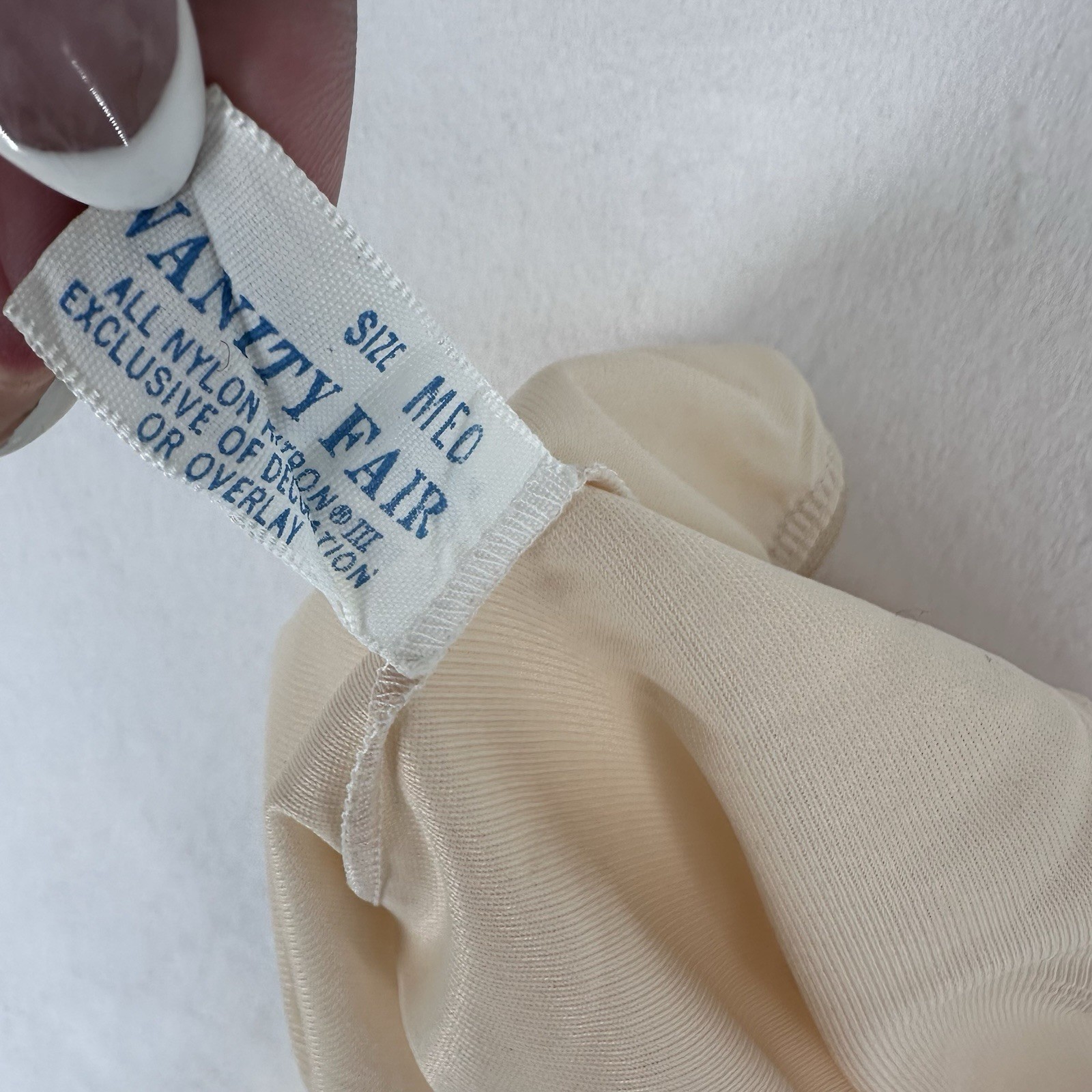 Vintage Vanity Fair Half Slip Lace Slit Trim Women's Size Medium Champagne