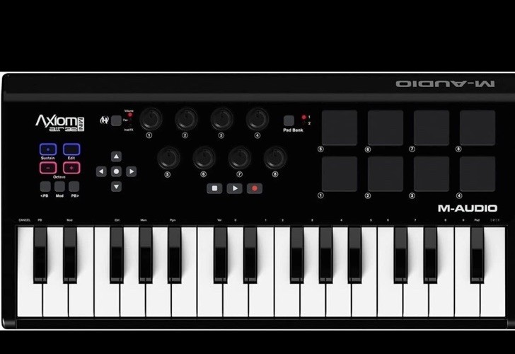 M-Audio Axiom Air Mini 32-Key MIDI Keyboard Controller with Pads, Knobs, USB