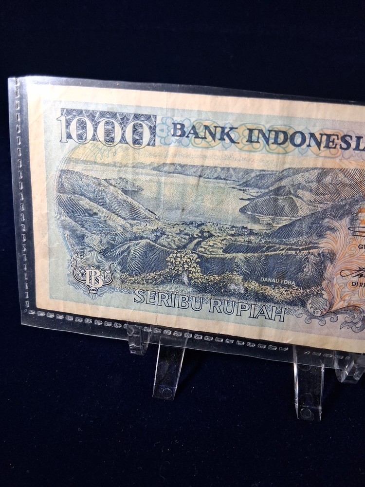 1992 INDONESIA 1000 RUPIAH BANKNOTE