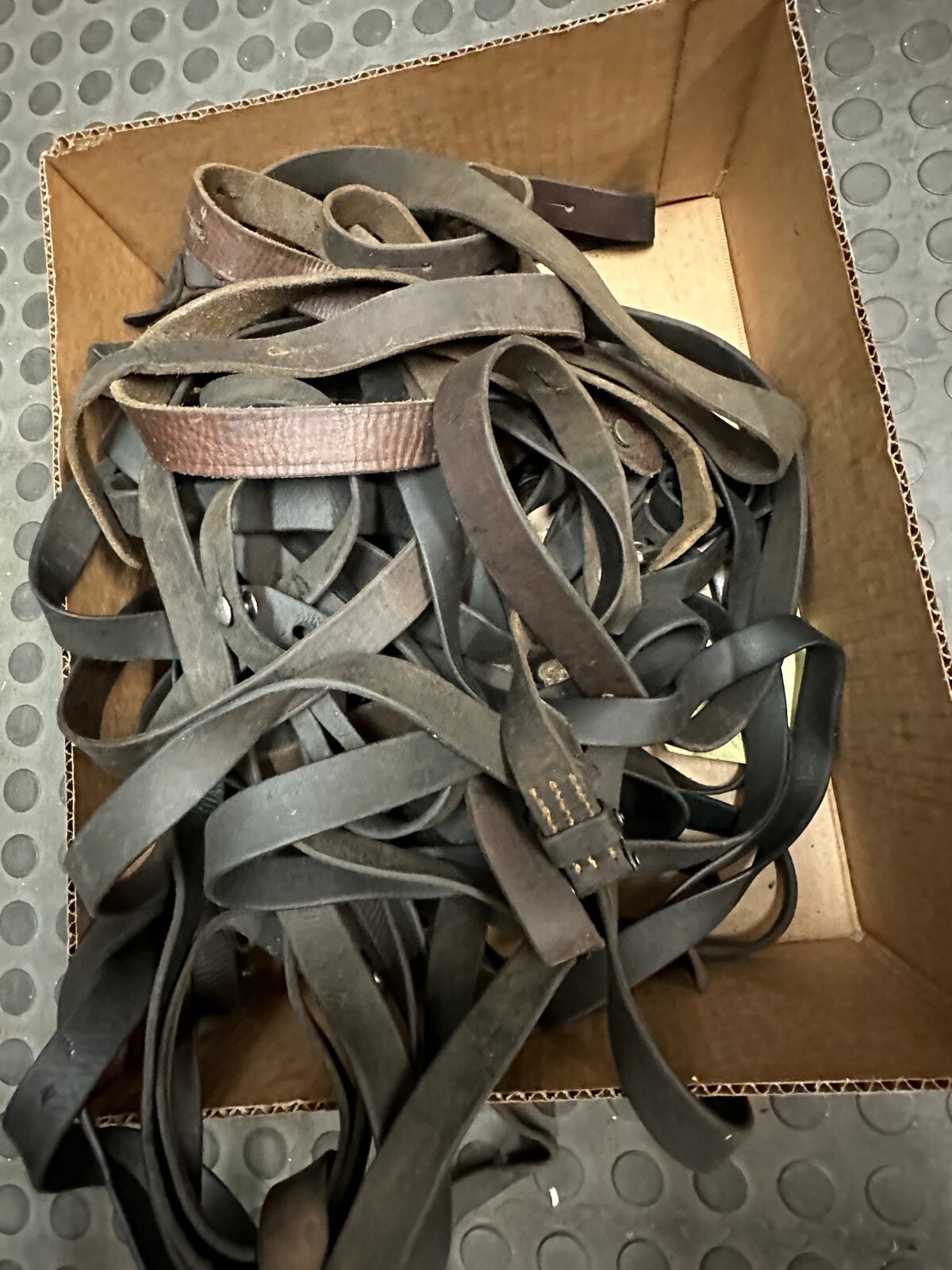 MAUSER 98K LEATHER SLING WITH METAL BUTON. SOLD "AS IS".