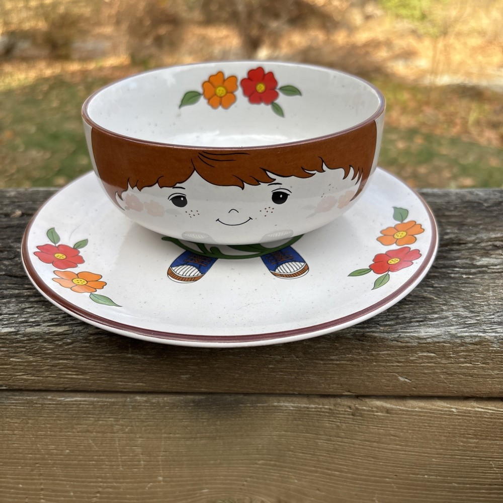 VTG 2 pc. Child Ceramic Stacking Dinnerware Plate & Cup Collectible Interpur