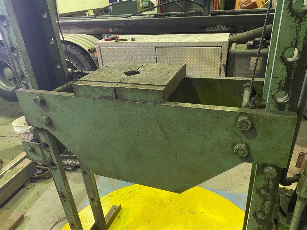 HYDRAULIC PRESS, ‘Wilson’, shop type, H-frame