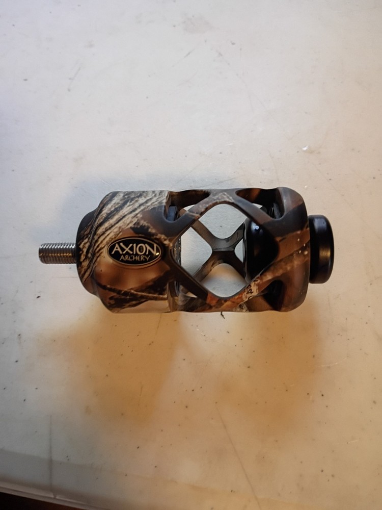 AXION ARCHERY LOST CAMO 3 INCH  BOW STABILIZER
