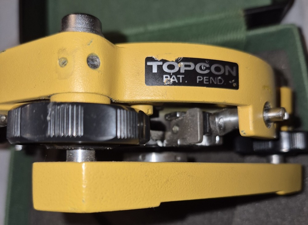 Topcon Tribrach C29314 With Case *untested*
