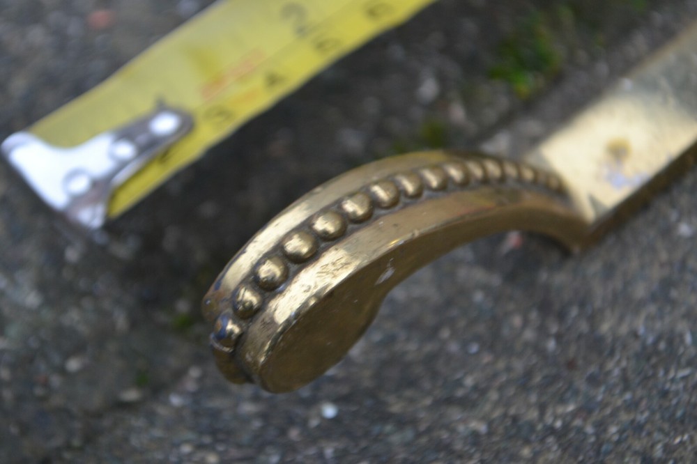 20 window handles / levers / openers / latch. L796