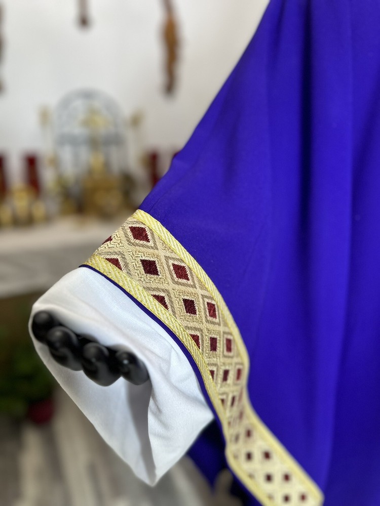 Purple Chasuble Vestment (P00129)