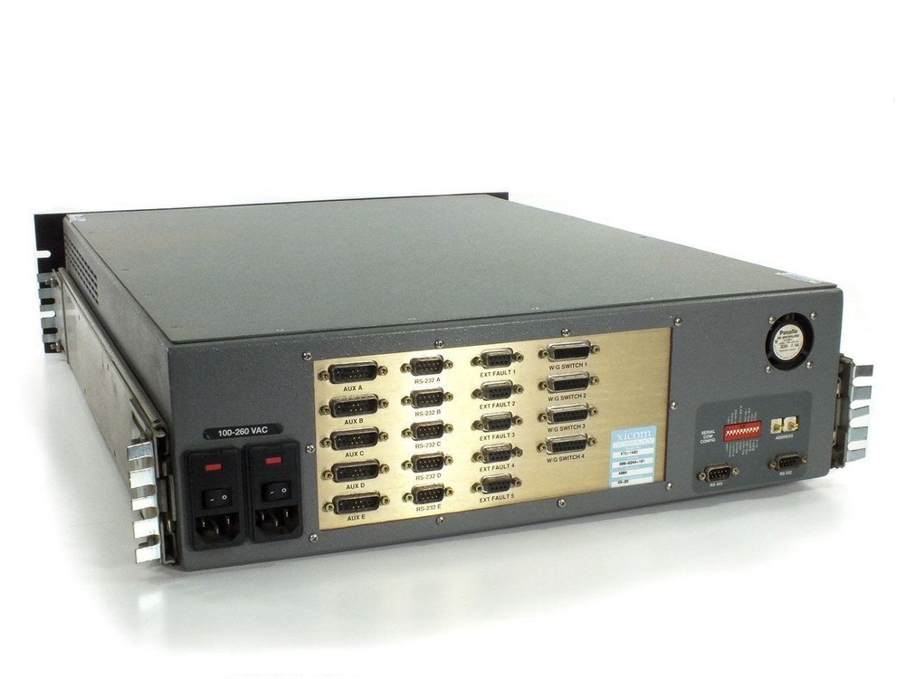 Xicom XTC-140D 1:4 Redundant System Controller 305-0244-101 with 4 Cable Sets
