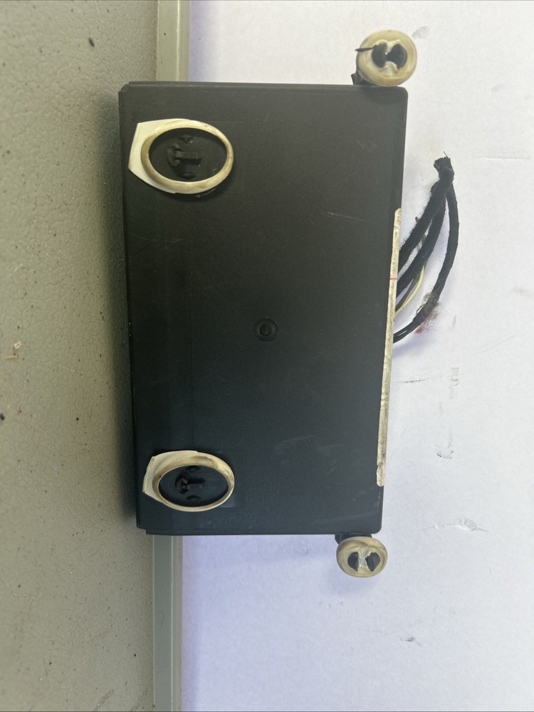 Mercedes W211 Driver Left front side door control module 2118208185