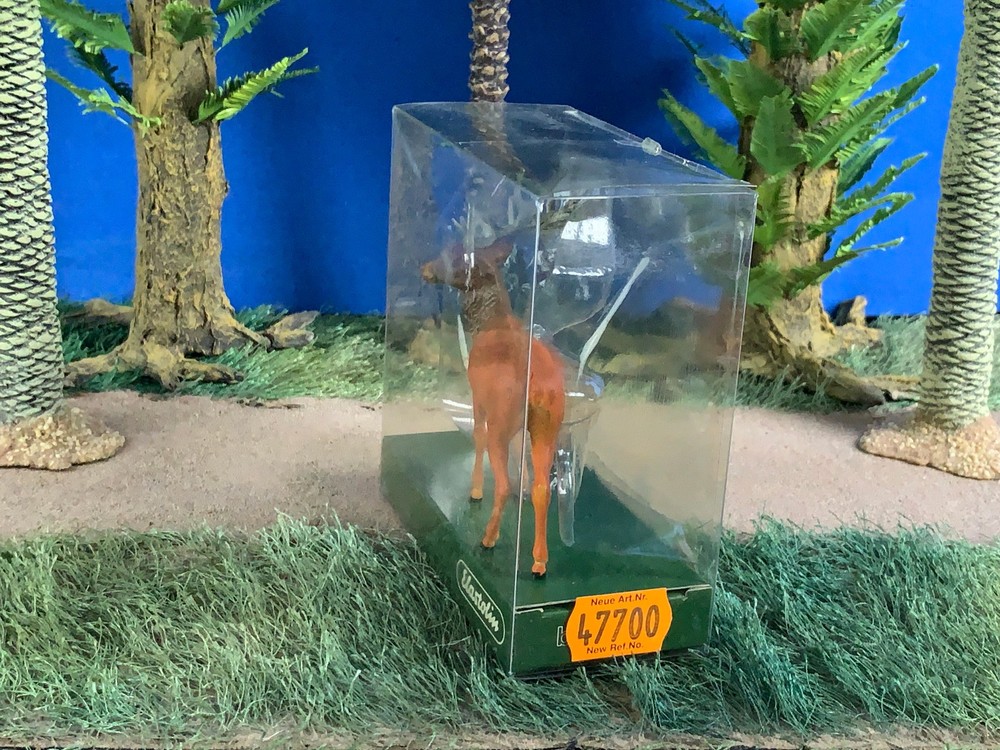 Elastolin by Preiser #47700 Vintage Germany Handpainted Deer (1:25 Scale)