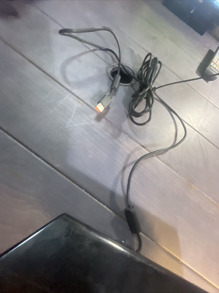 Official Microsoft Xbox 360 Kinect Motion Sensor Bar! ~ Works Great! Fast Ship!