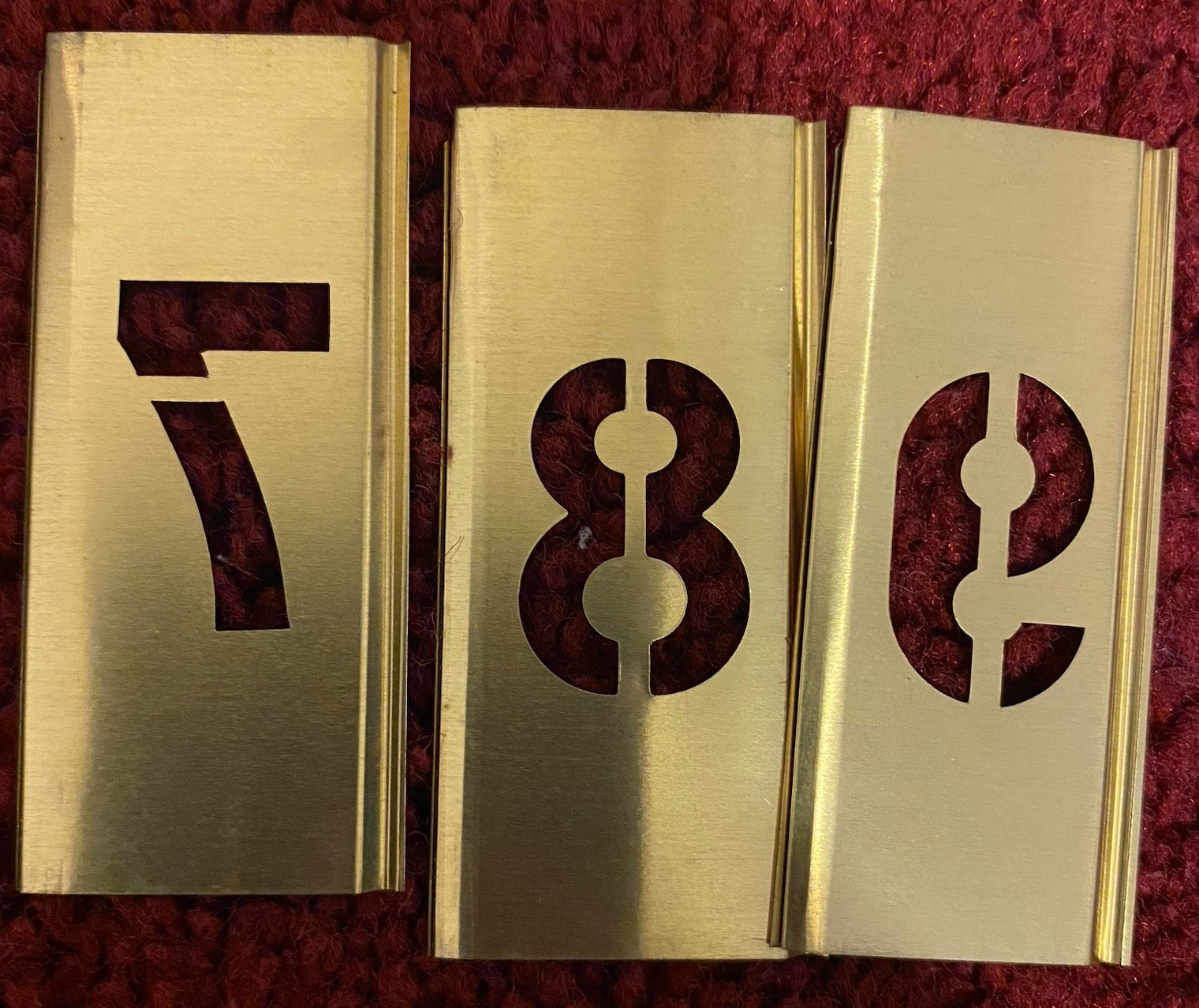 C.H. Hanson Brass Interlocking Stencil Number Set 1/2 Inch