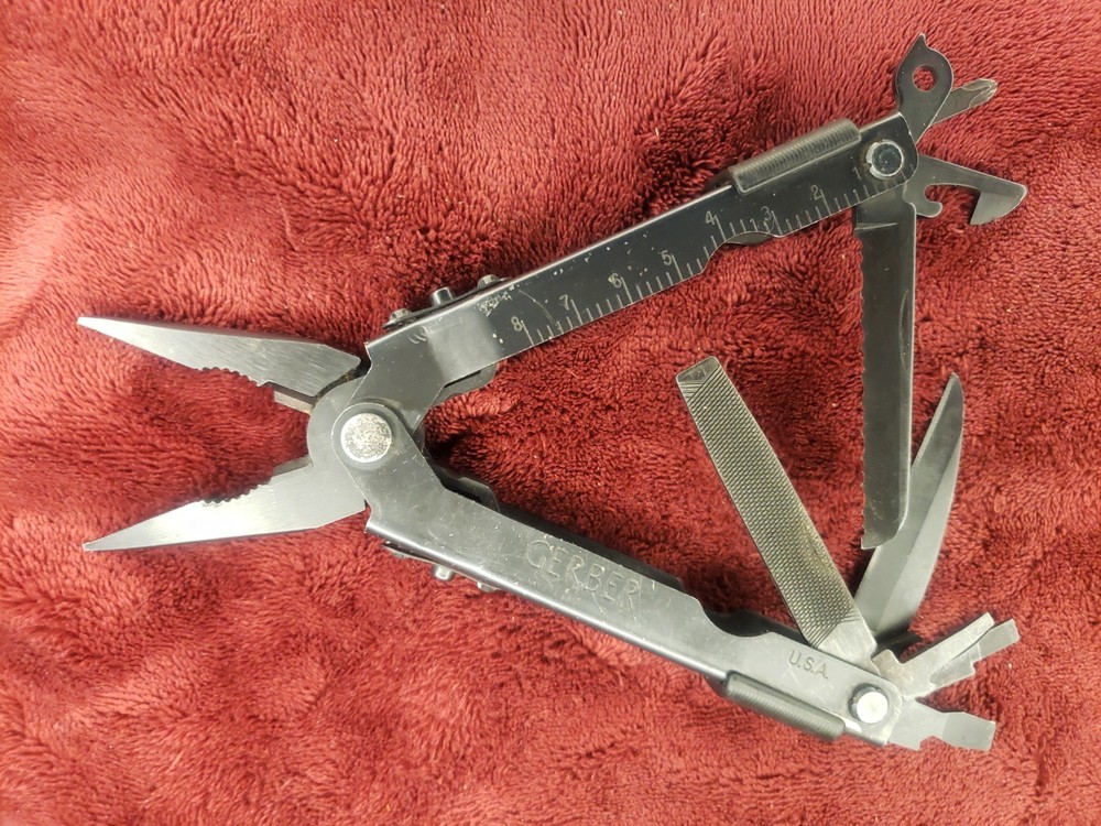 🔪🔪🔪 Gerber Multi Tool Black Needlenose MP600 Drop Point Blade 6ck needle nose
