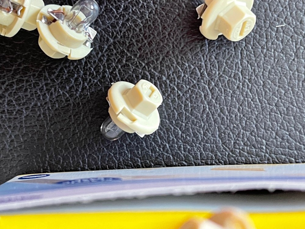 BMW E38 E39 E53 INSTRUMENT CLUSTER BACKLIGHT REPLACEMENT BULB OEM 5PCS BRAND NEW