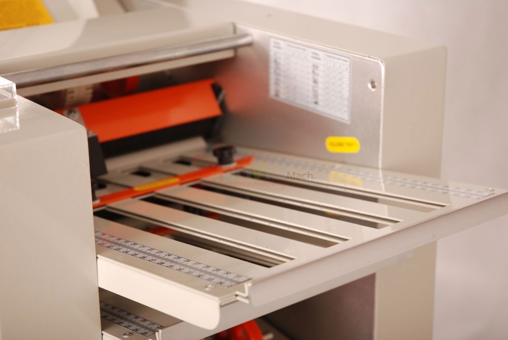 110V Automatic Paper Folding Machine Auto Document Leaflet Brochure Folder