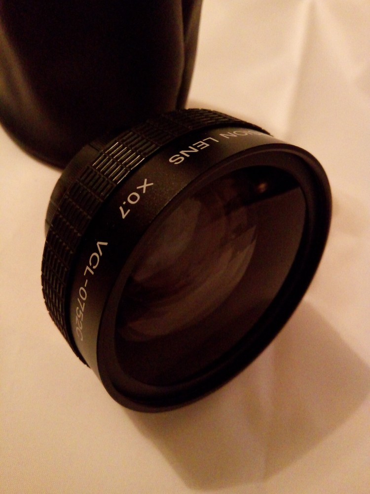 Sony Wide Conversion Lens x0.7 VCL-0752C