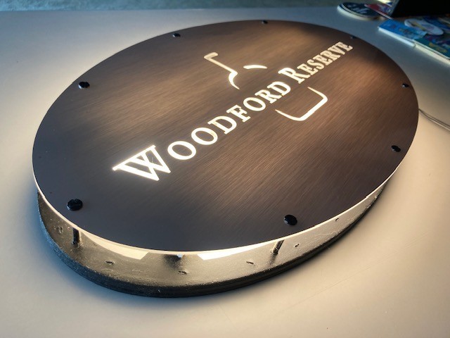 🌟 Woodford Reserve Kentucky Derby Bourbon Whiskey LED Craft Beer Bar Sign Light