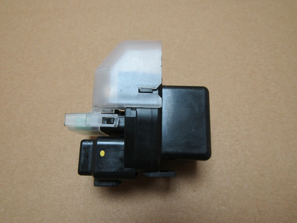 Triumph Trident 2022 2,416 miles starter relay (6702)