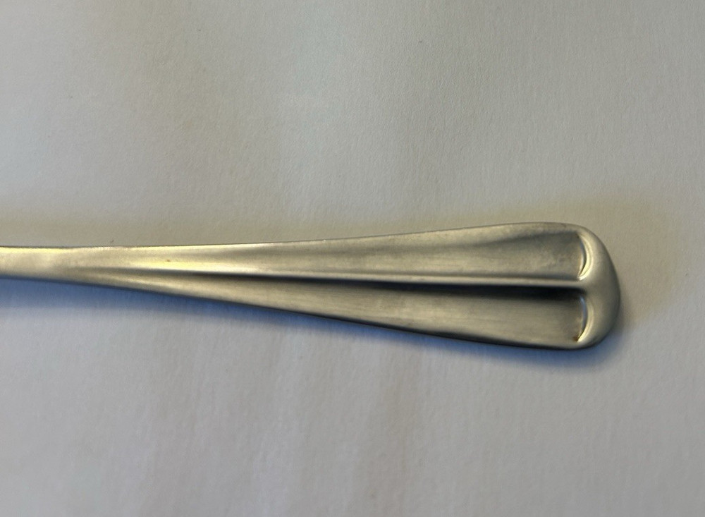 Butter Knife Larchmont Pattern Pre-Owned