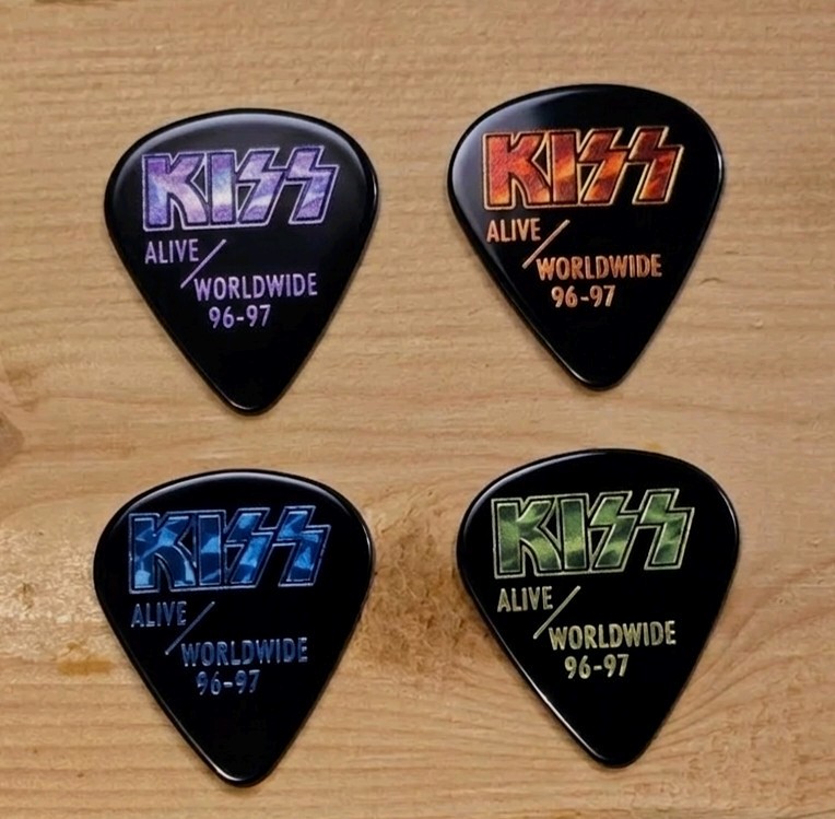 KISS Alive Worldwide 96-97 Guitar Picks Set with Band Signatures