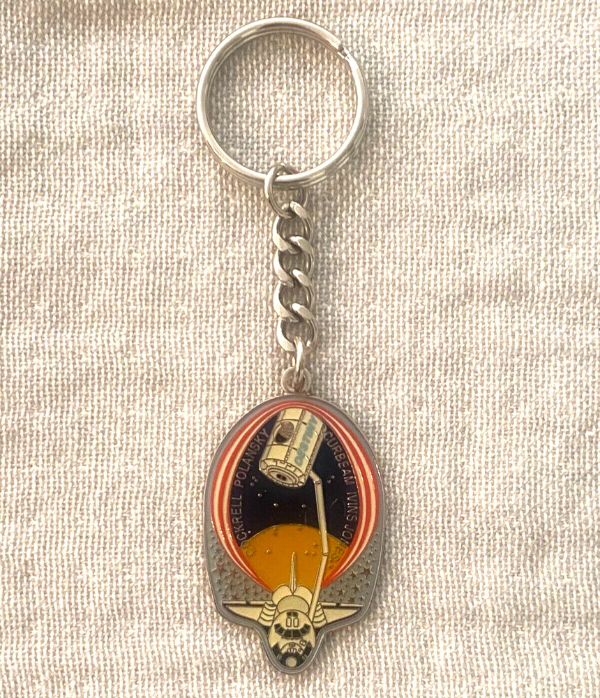 NASA Space Shuttle Atlantis STS-98 Keychain