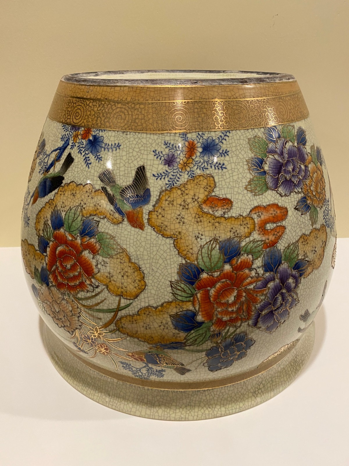 Chinese Planter Fine Porcelain Crackle Glazed Hand-Painted - Near Mint