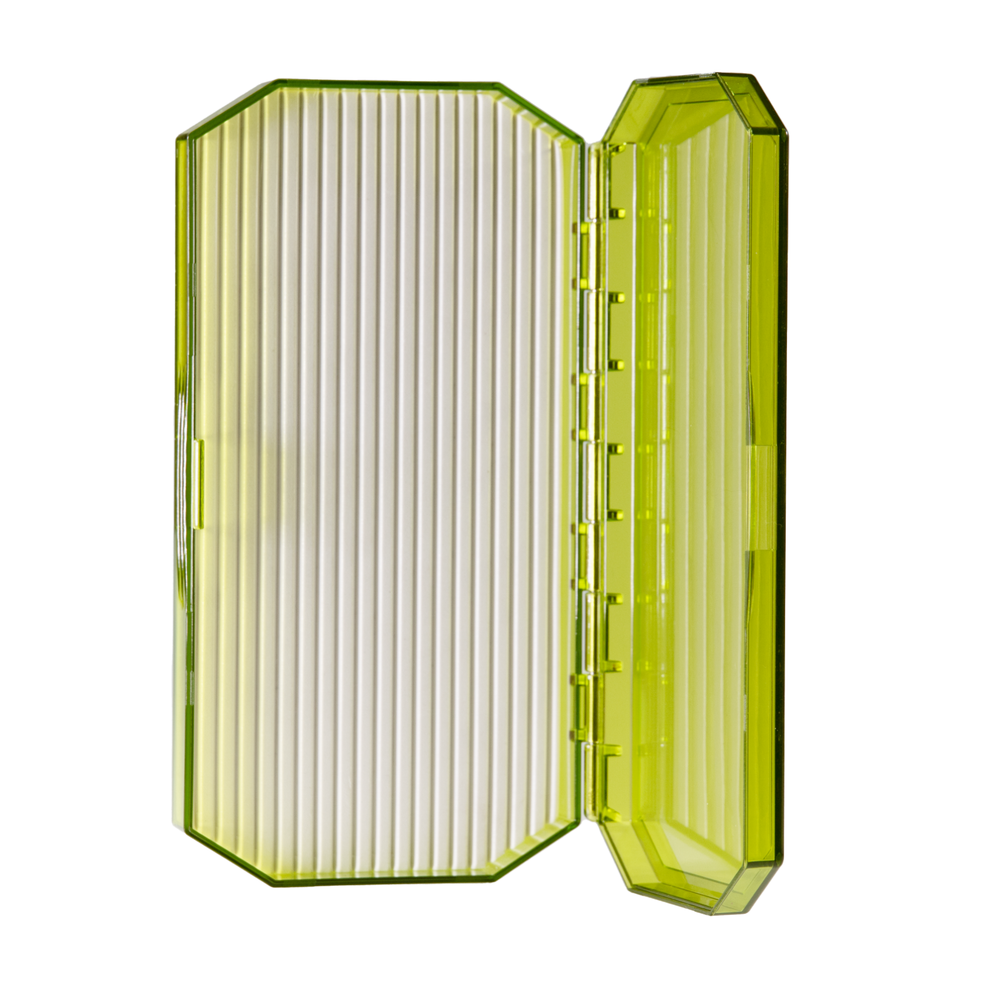 Sure-Lock Medium Fly Box